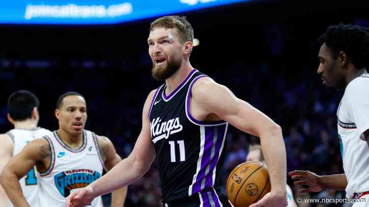 Kings&#39; Domantas Sabonis rolls ankle Monday, expected to miss more time