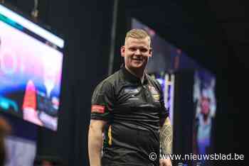 Mike De Decker op een drafje door naar laatste zestien op tweede EuroTour, nu wacht dartsicoon Peter Wright