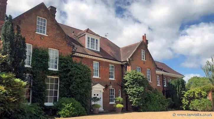 Tickets Alert: Tours of Dorneywood House and its gardens