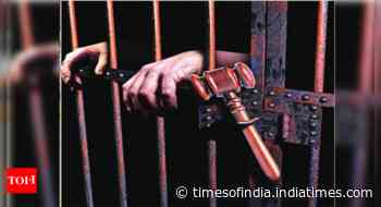 5 CISF personnel held for heist posing as I-T officers in Bengal