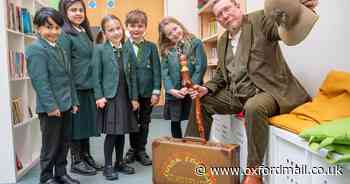 Storyteller 'captivates imaginations' of primary school children in Banbury