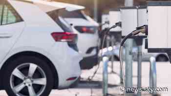 Starmer promises &#39;bold changes&#39; to rules over electric cars in wake of Trump&#39;s tariffs