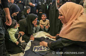 More journalists are killed in Gaza in latest Israeli airstrike