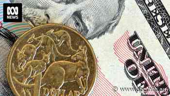 Australian dollar dives as analysts warn of potential 'mayhem'