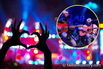 WATCH: This Country Concert Turned Into a Worship Service