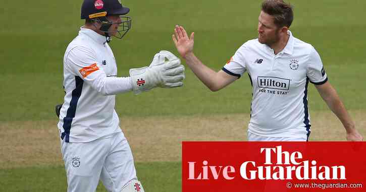 County cricket day three: Yorkshire thrash Worcestershire, Kent beat Middlesex – as it happened