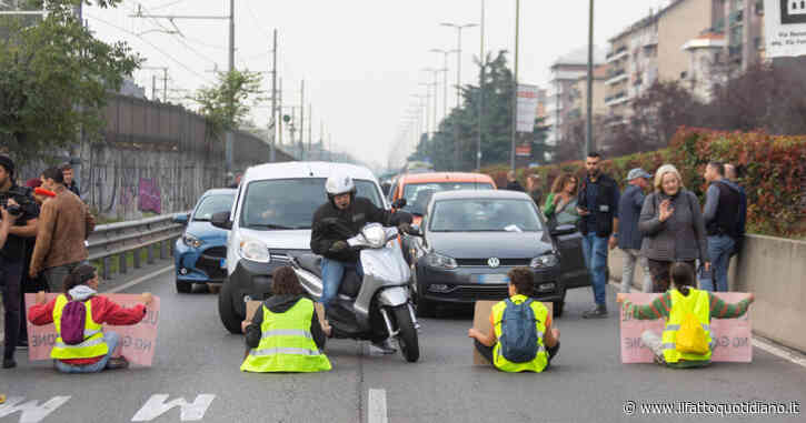 Bloccarono il traffico a Milano: assolti sei attivisti di Ultima generazione