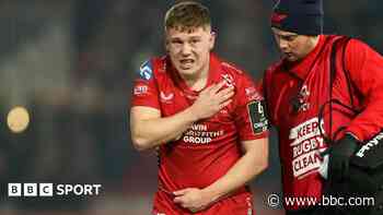 Scarlets' Wales fly-half Costelow close to return
