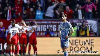 FC Utrecht wint ruim van Ajax en maakt titelrace spannender