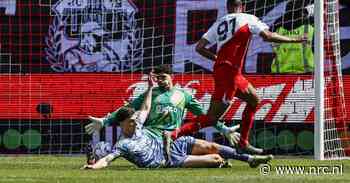 Van 'kampioensstress' wil Ajax-coach Farioli niets weten na 4-0 nederlaag bij FC Utrecht