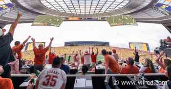 This Massive Screen for Live Sports Puts You in the Best Seat in the Stadium