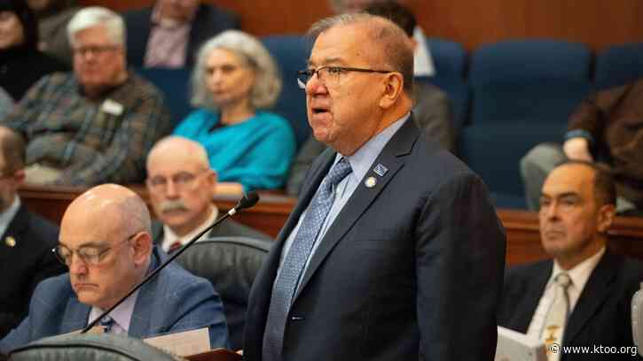 Lawmakers fail to override Gov. Dunleavy’s veto of school funding bill