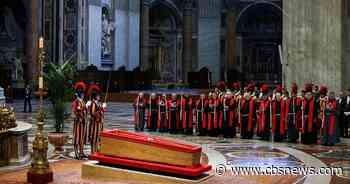 Thousands pay their respects to Pope Francis in St. Peter's Basilica