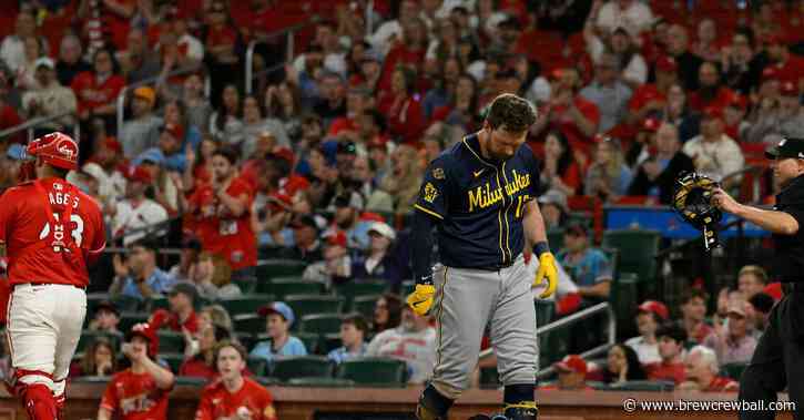 Brewers walked off by Cardinals in 6-5 loss