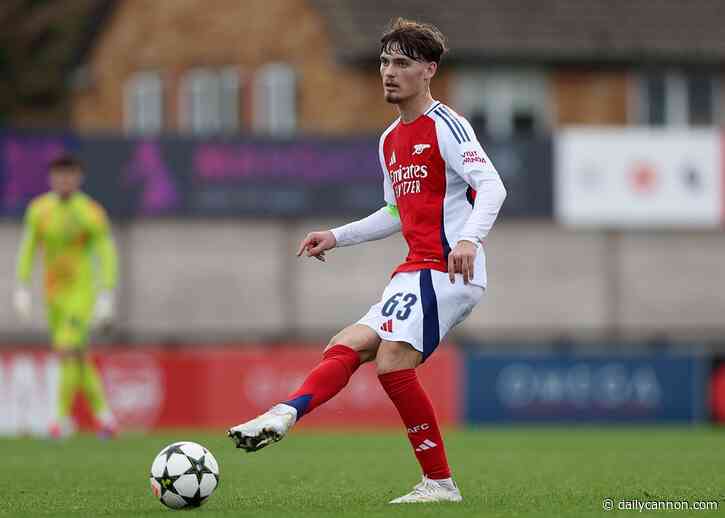 7 Arsenal youth players join first team pre-PSG