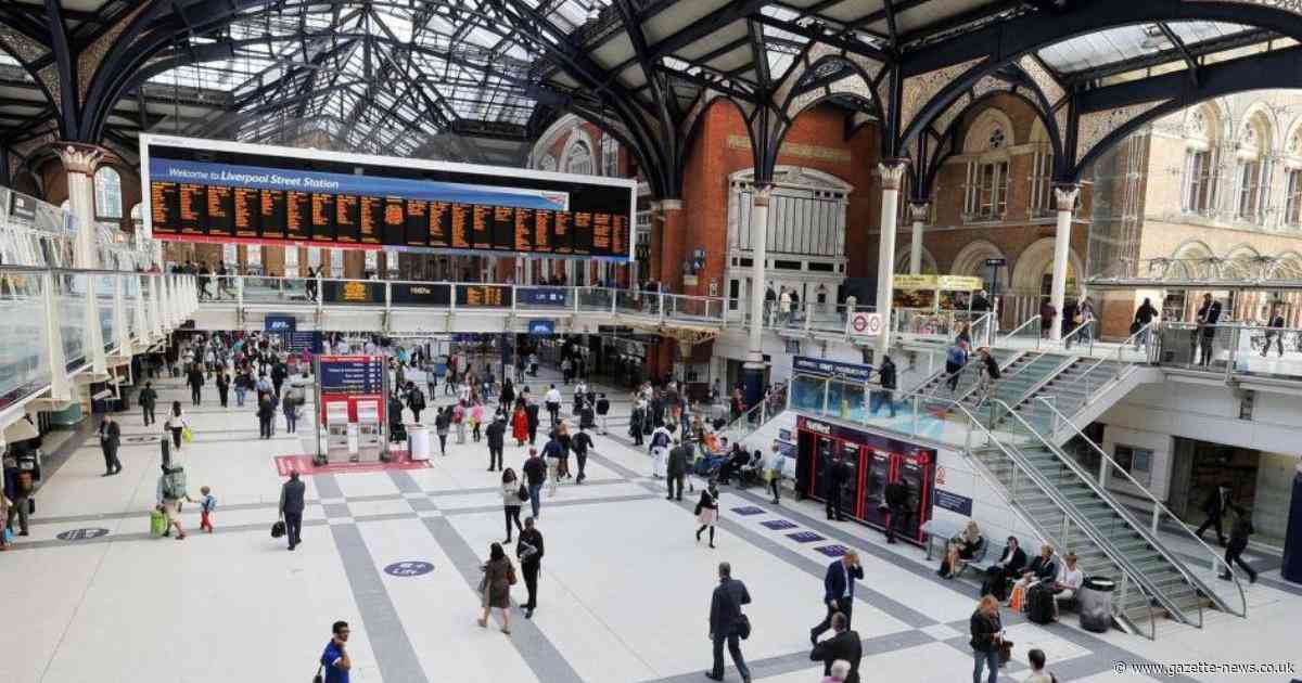 'All routes' in and out of London Liverpool Street affected due to signalling fault