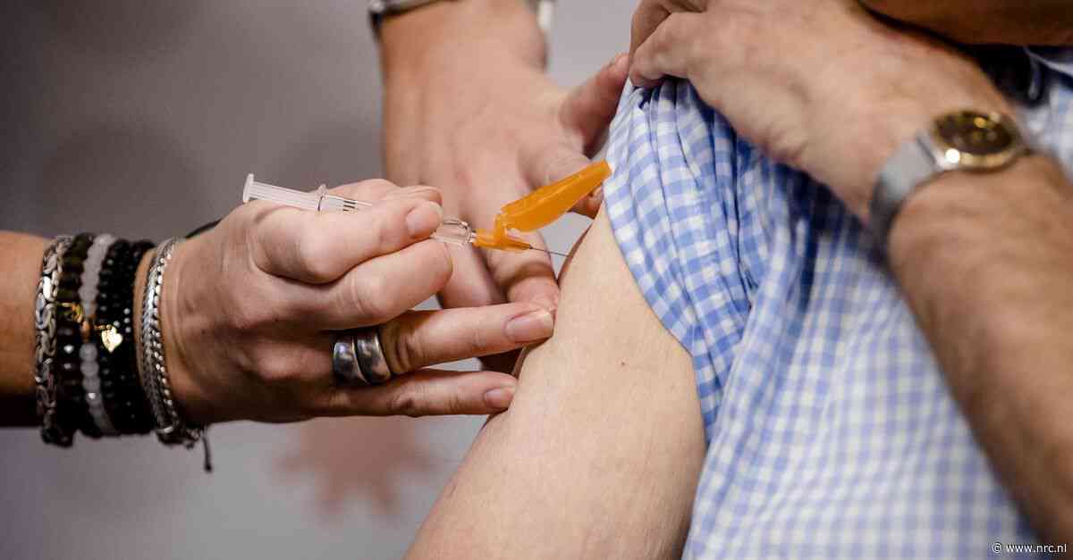 Nederland loopt achter met vaccineren.  Zorgvuldig of kortzichtig?