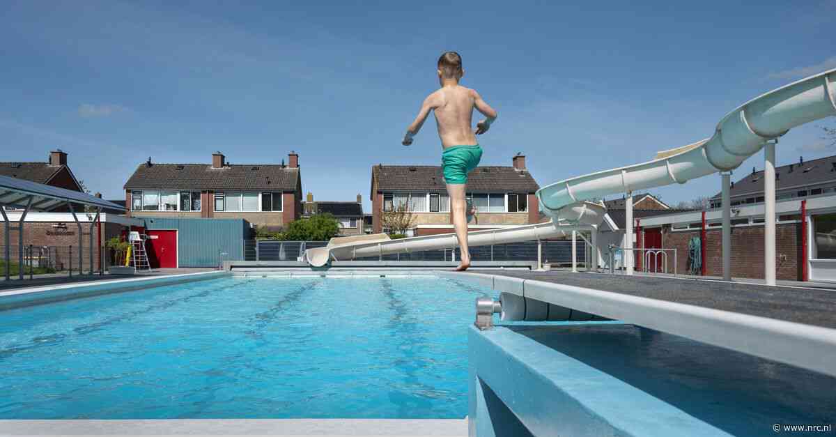 De buitenzwembaden zijn weer open – met dank aan sponsoren en vrijwilligers. Maar voor hoe lang nog?