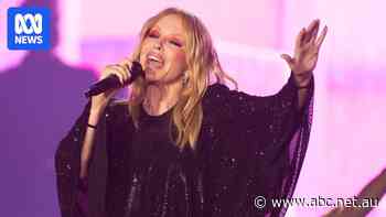 Kylie honoured for outstanding contribution to Australian music