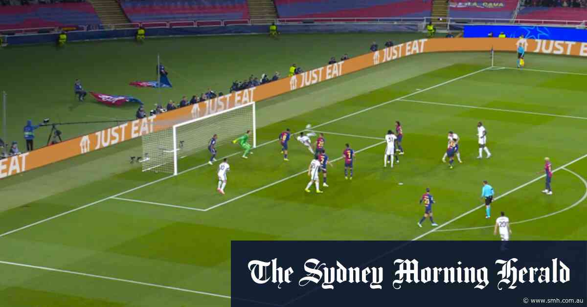 Barcelona rocked by Dumfries stunner