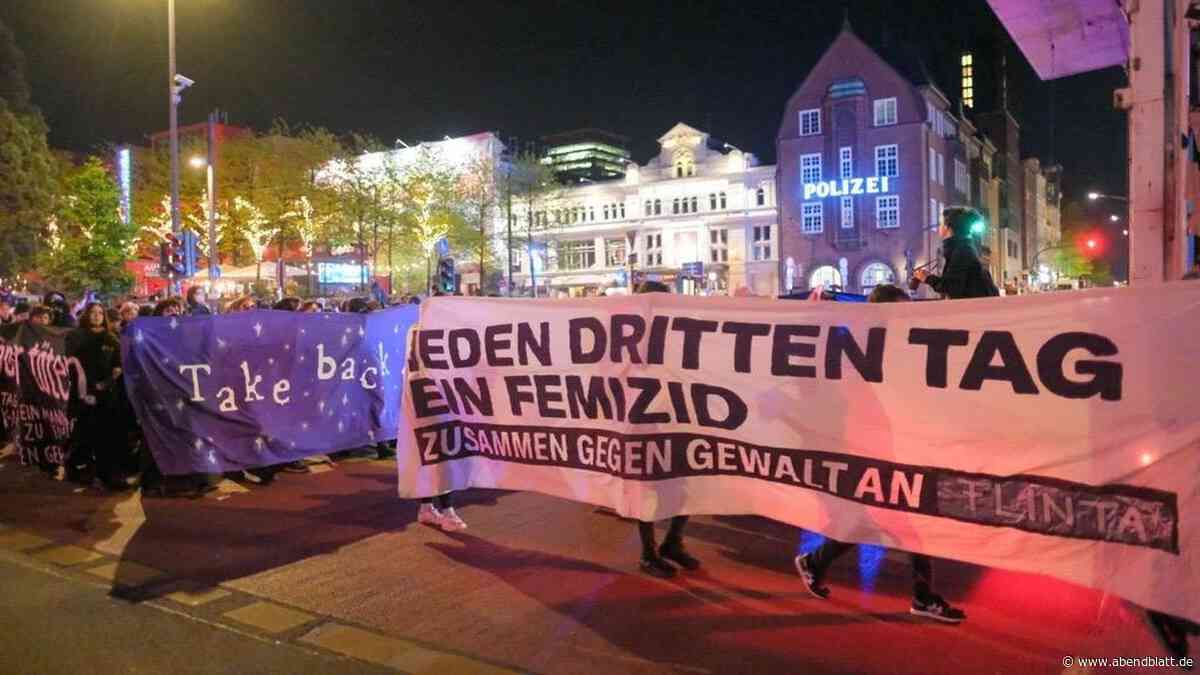 Walpurgisnacht: Demo mit 1200 Teilnehmern bleibt friedlich