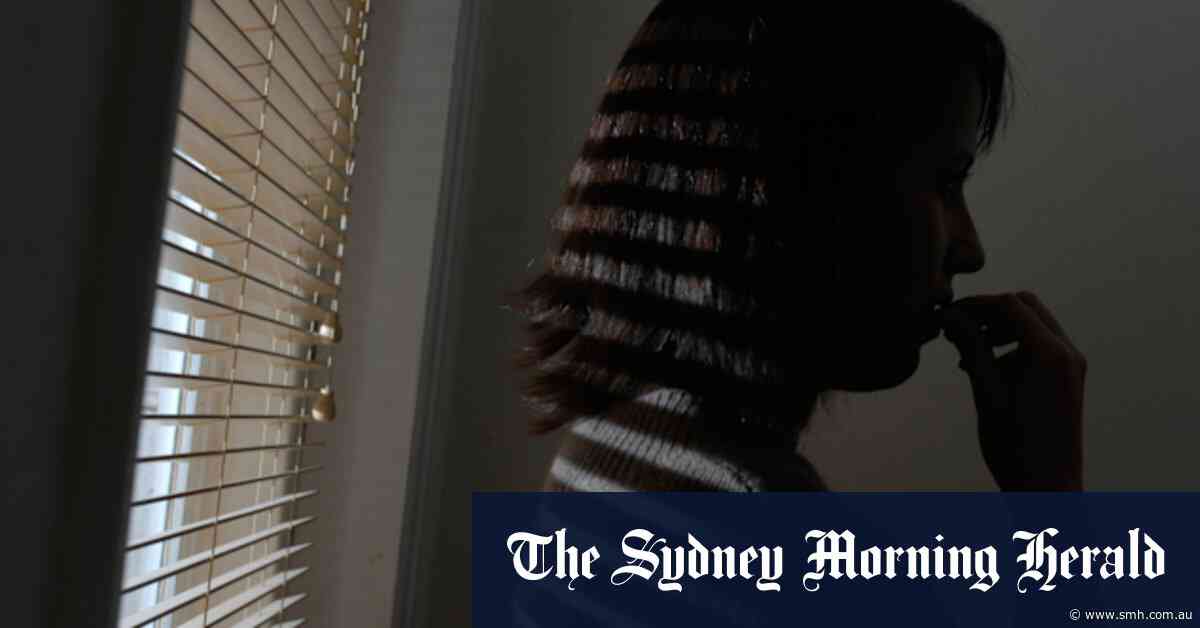 Victoria, NSW frustrated by federal funding cuts to domestic violence partnership
