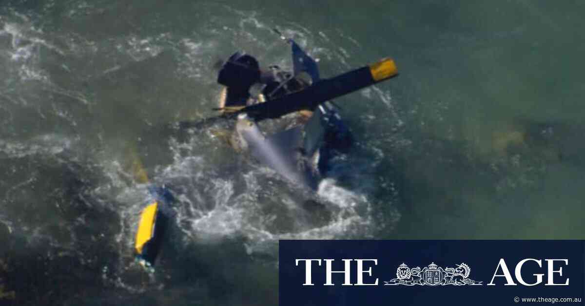 Three rescued after helicopter plunges into ocean off Bellarine Peninsula