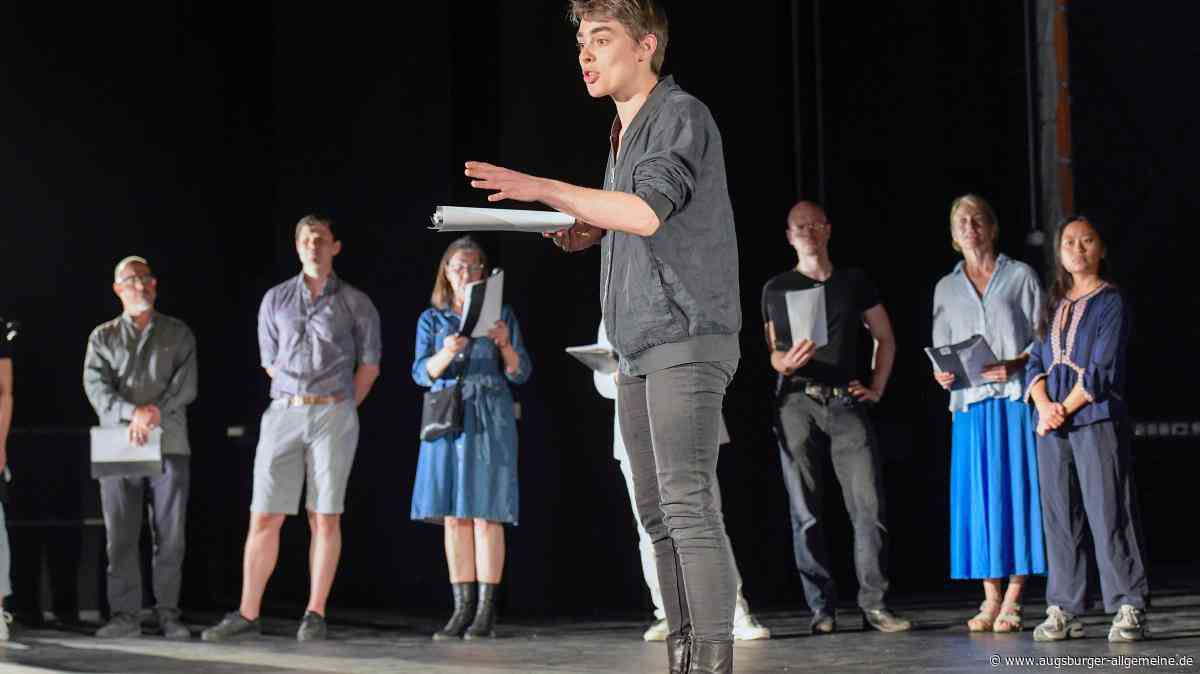 Das „Holztheater“ öffnet erstmals seine Pforten
