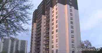 6-year-old boy dies after falling from 10th floor balcony in Toronto apartment