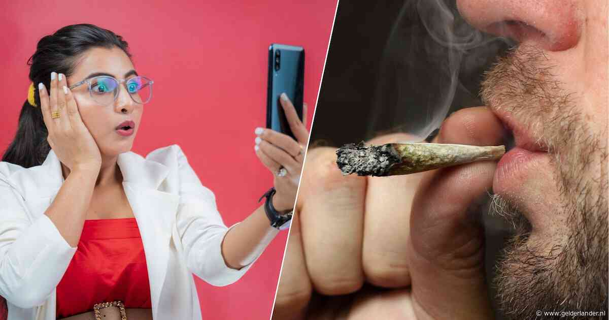 Chef steekt joint op maar Teams staat nog aan, collega’s vol ongeloof: ‘Zet je camera uit!’