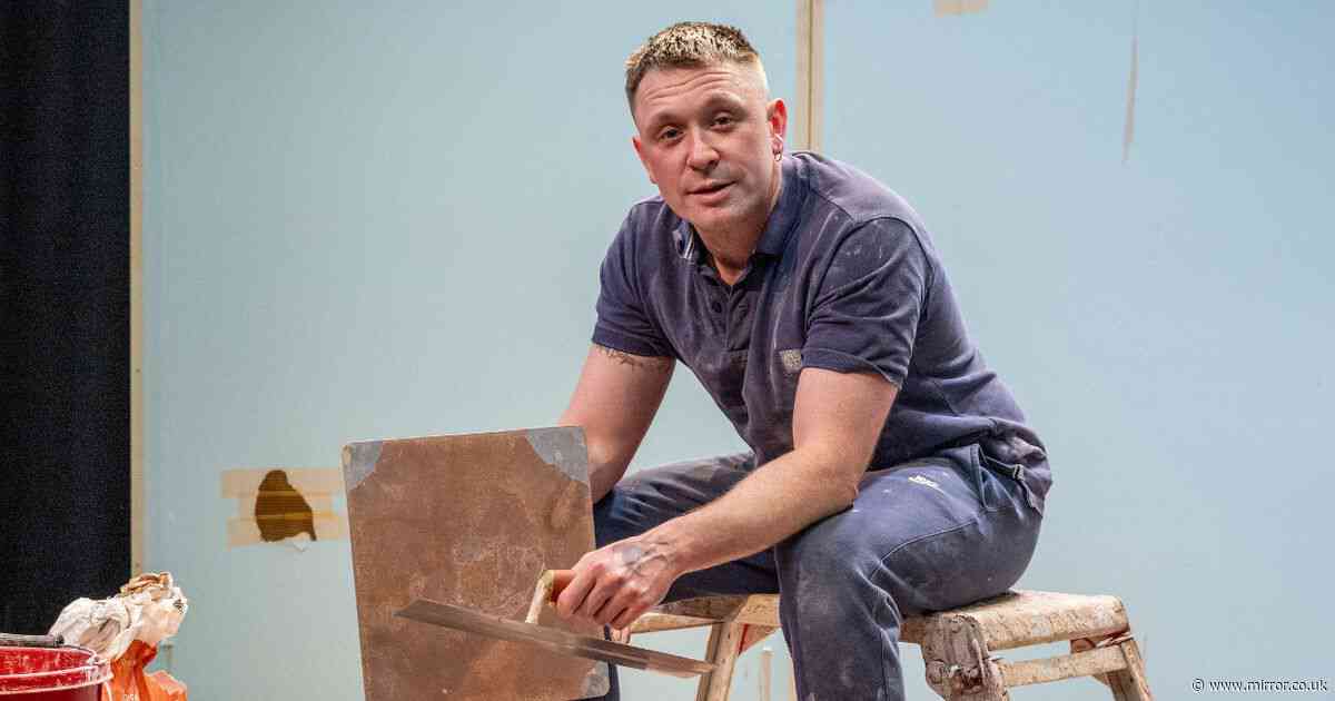 Coronation Street star tackles male suicide in theatre show inspired by friend's tragic death