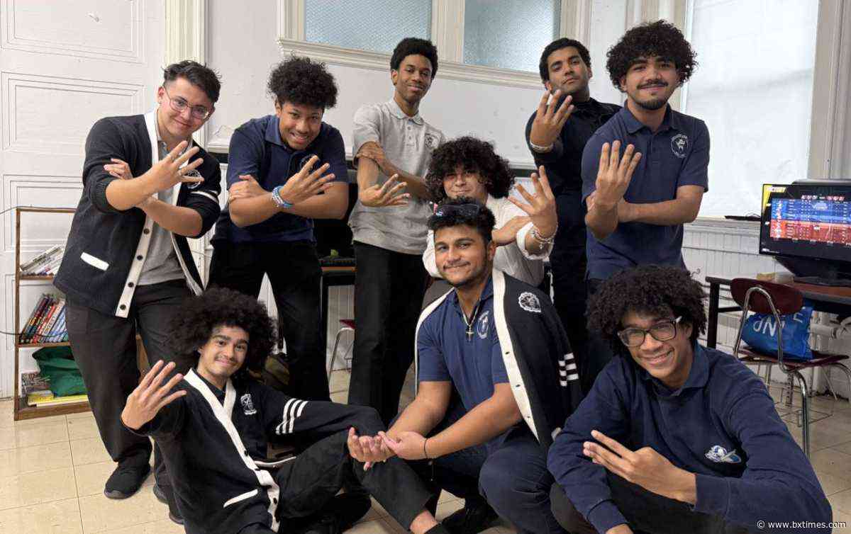 Monsignor Scanlan HS E-sports teams win 2025 CHSAA titles