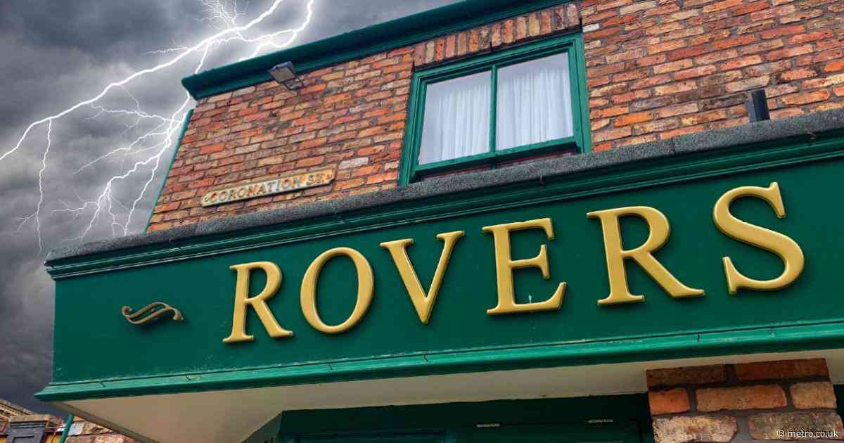 Another Coronation Street couple on the rocks as legend is bored in their relationship
