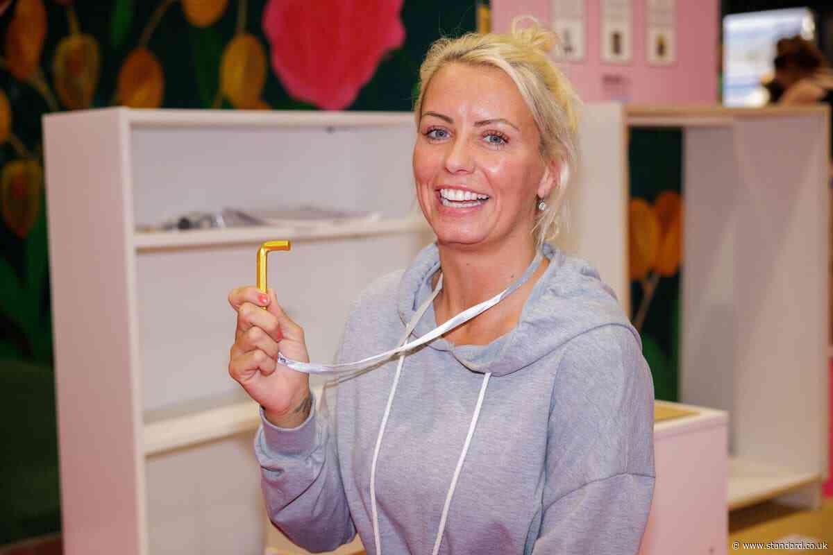 Woman ‘thrilled’ after being crowned first Flatpack world champion