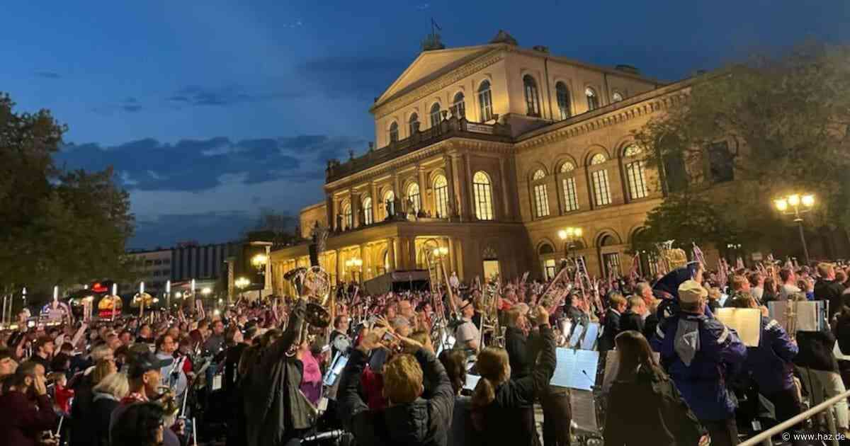 Kirchentag 2025 im Liveticker: Tausende Menschen feiern in Hannover