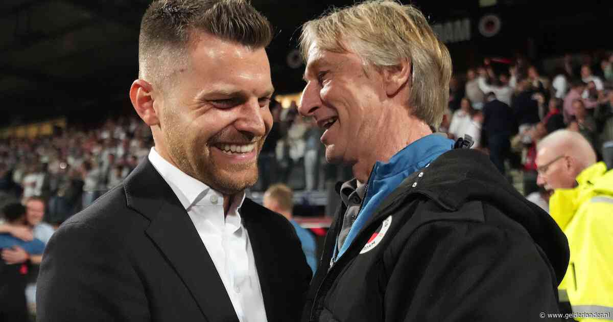 Jongste trainer in betaald voetbal leidt Excelsior in een jaar terug naar eredivisie