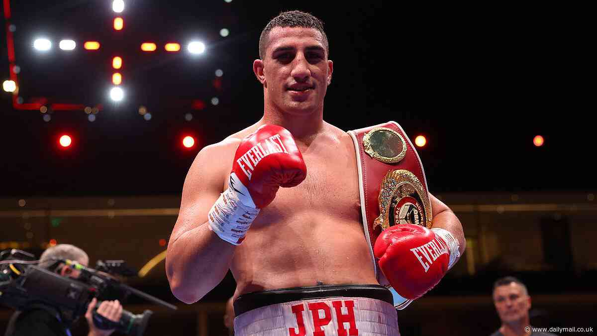 Aussie heavyweight handed surprise title shot after dramatic twist rocks major boxing showdown