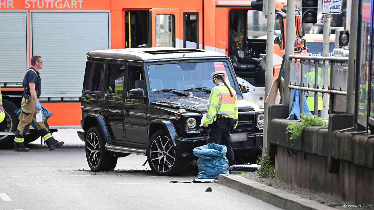 G-Klasse fährt in Menschenmenge: Verletzte nach Unfall in Stuttgart außer Lebensgefahr