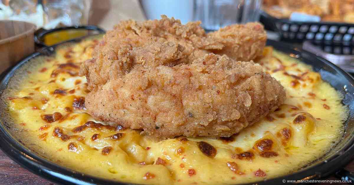 We tried Wigan's new Hickory's Smokehouse, this place should come with a warning