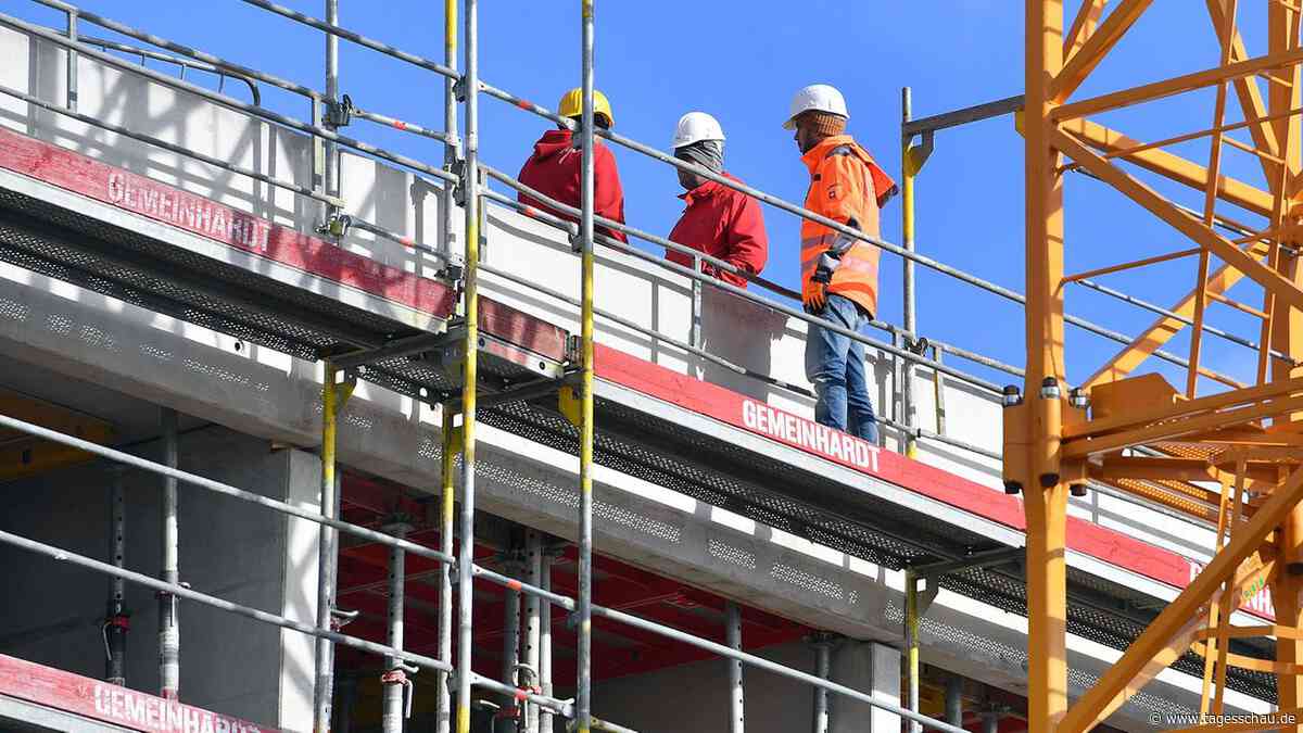 Was bleibt nach Steuern und Abgaben von der Betriebsrente übrig?