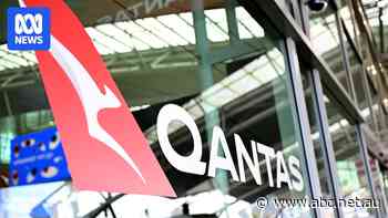 Qantas employee in hospital after falling 5 metres from aerobridge at Sydney Airport