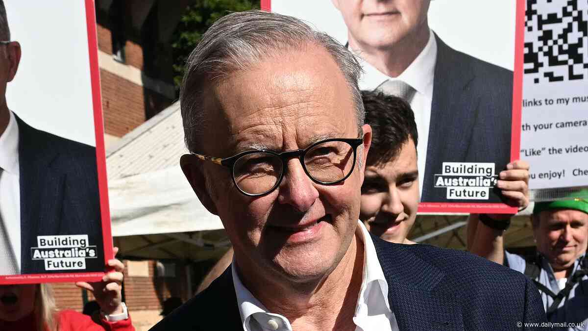 Labor's desperate last minute text message to voters as party boss warns the whole election is 'in jeopardy'