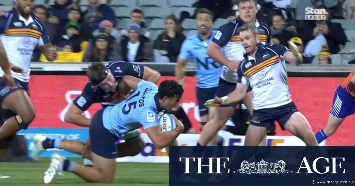 Suaalii busts through Brumbies