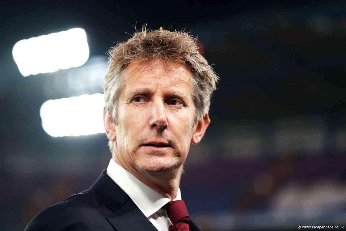 Edwin Van der Sar hoping lightning strikes twice for Manchester United