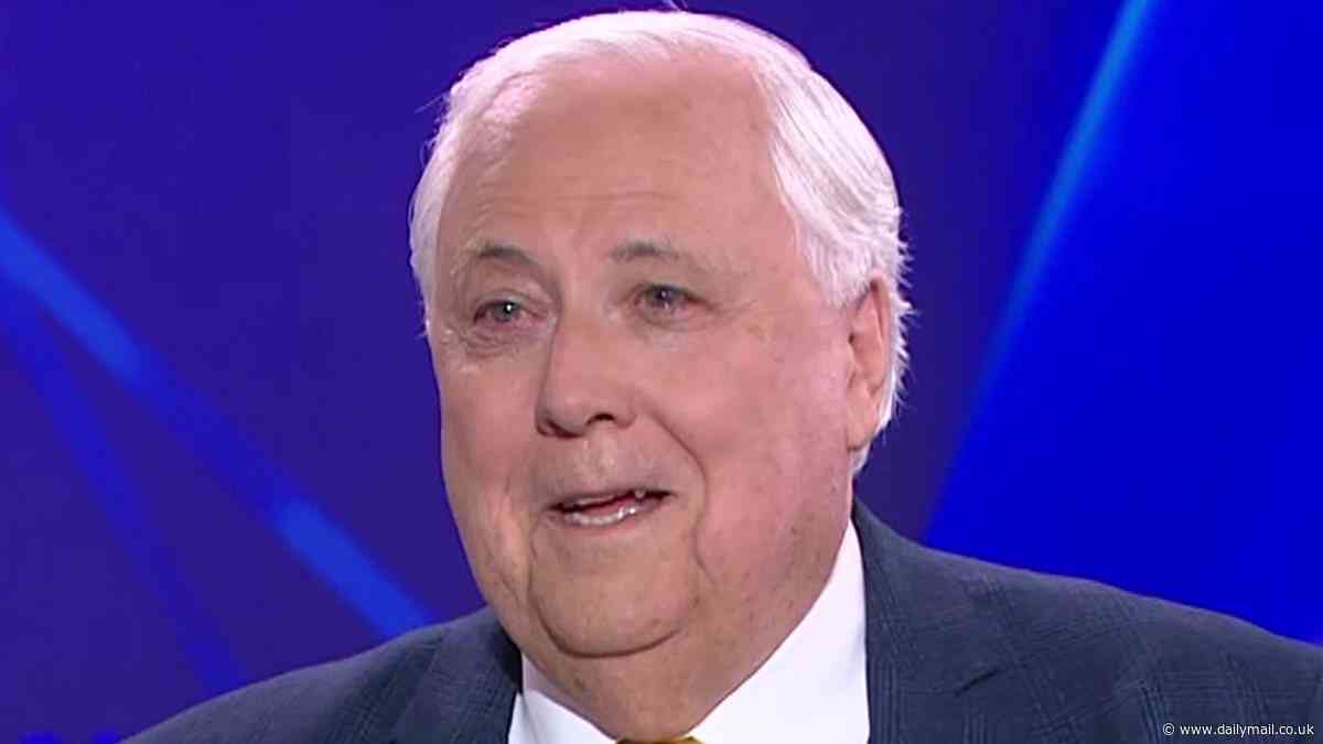 Mark Riley asks Clive Palmer the question all Aussies are wondering after spam text campaign: 'What's the point?'