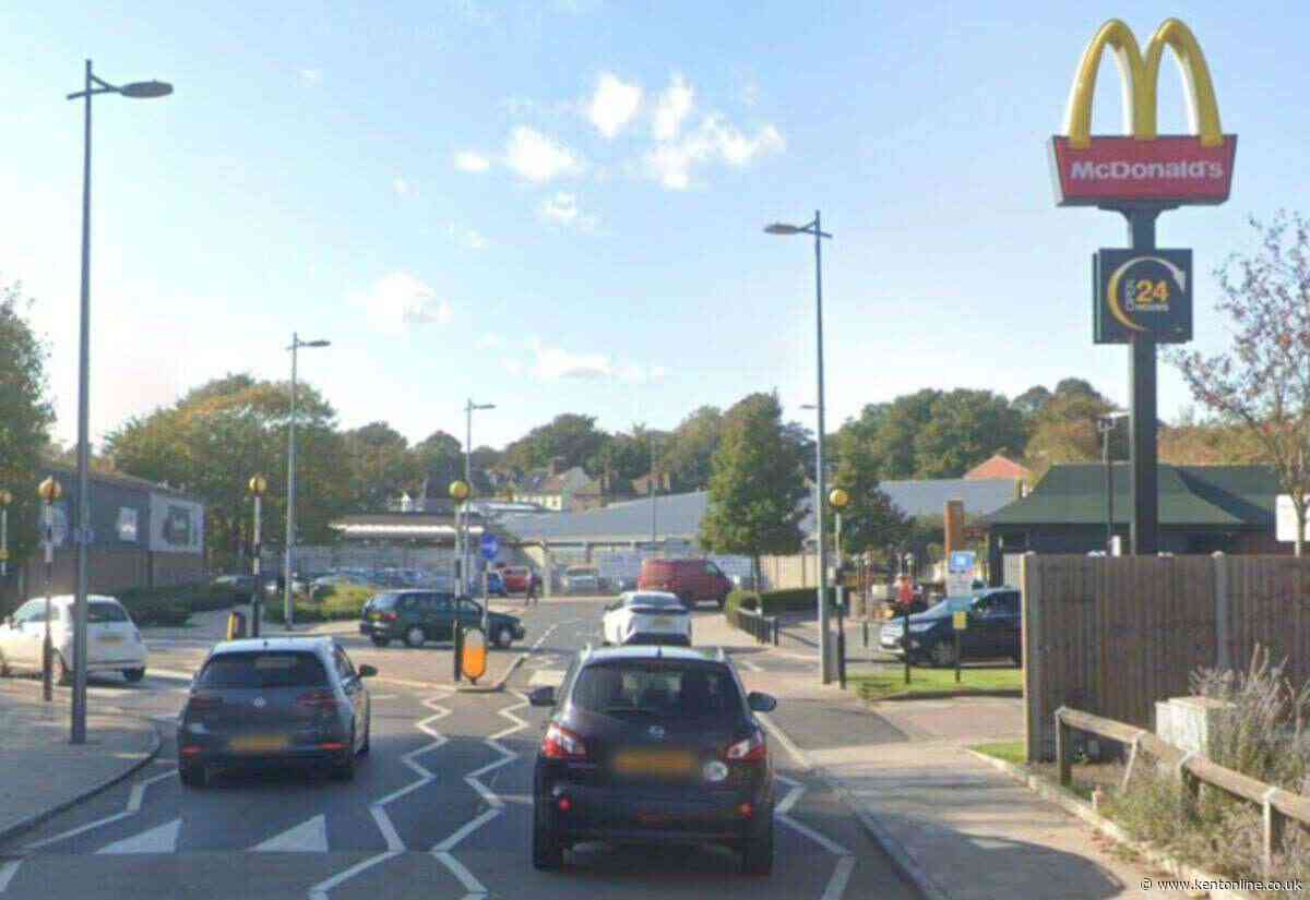 Drama as ‘13 police cars’ spotted chasing suspicious vehicles through town centre