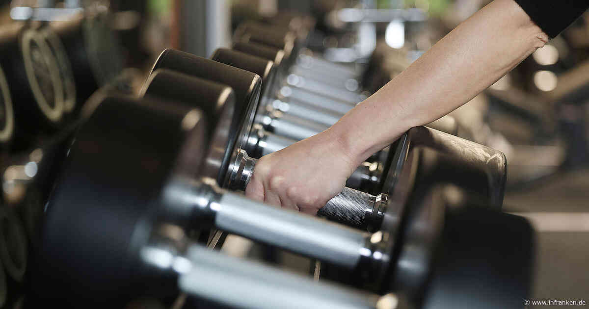 Erlangen: Transfrau verklagt Frauen-Fitnessstudio - Inhaberin sieht sich im Recht