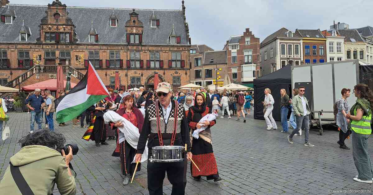 Stille tocht in Nijmegen voor de kinderen van Gaza