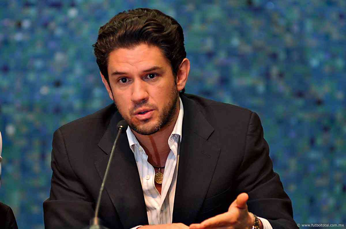 Alejandro Irarragorri emprende la huida ante problemas legales