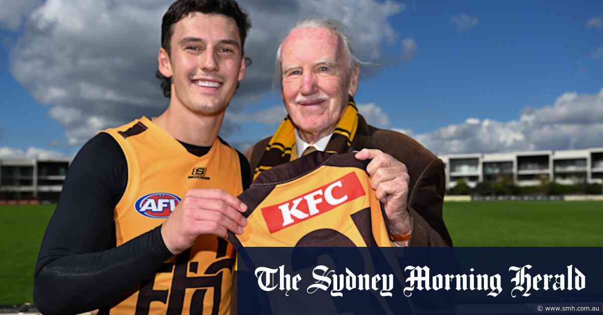 ‘He’s my favourite’: The ties that bind the generations of Hawthorn rat packs